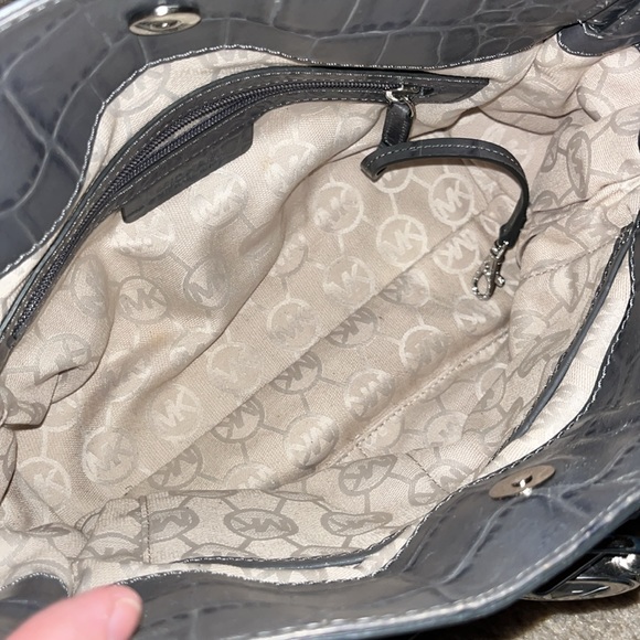 Michael Kors Large North South Croc Embossed Hamilton - Picture 13 of 16